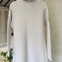 Модерен пуловер ,памук,млечен цвят, снимка 4 - Блузи с дълъг ръкав и пуловери - 26935095