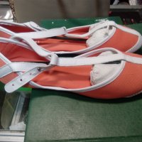 обувки Lacoste нови с кутия налични размери 41,42 , снимка 1 - Дамски ежедневни обувки - 33011032