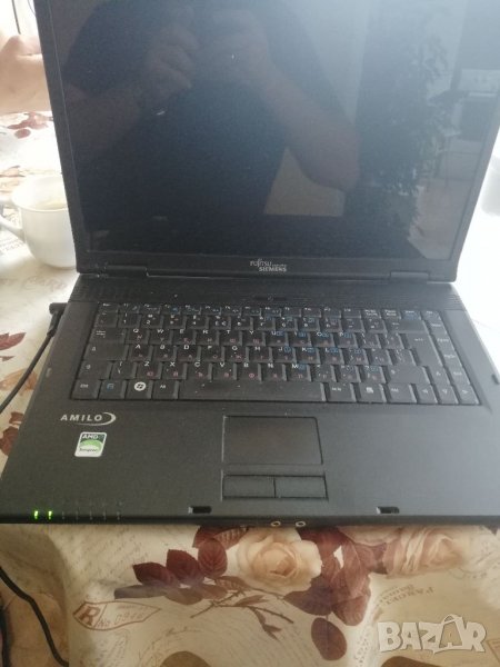 Лаптоп Siemens  Fijitsu amilo La1703 за ремонт или части , снимка 1
