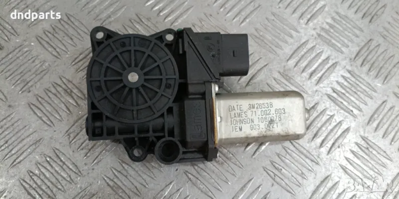 Моторче стъклоповдигач BMW E90 3-Series 2005г.(задно ляво)	, снимка 1