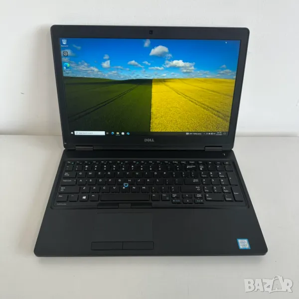 Лаптоп DELL Latitude 5580 15.6"(FHD) i5-7200/8GB RAM/256GB SSD/Нова Батерия (A-), снимка 1