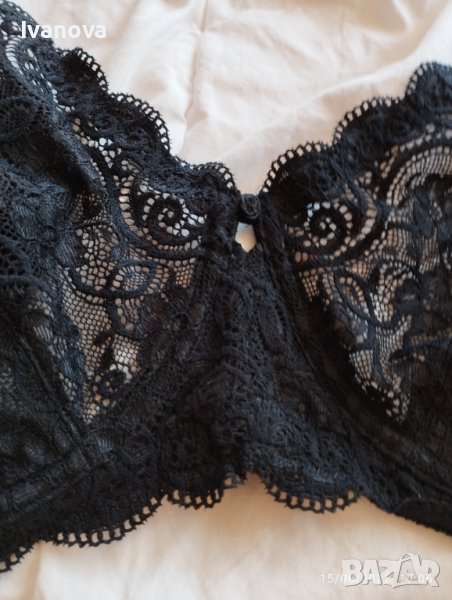 Продавам нов черен сутиен Триумф 105D, снимка 1