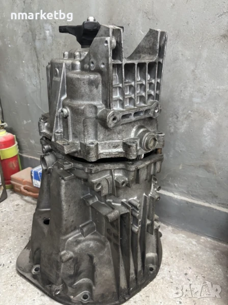 Ръчна 6 степенна скоростна кутия Mercedes-Benz W203 2.7 CDI, снимка 1