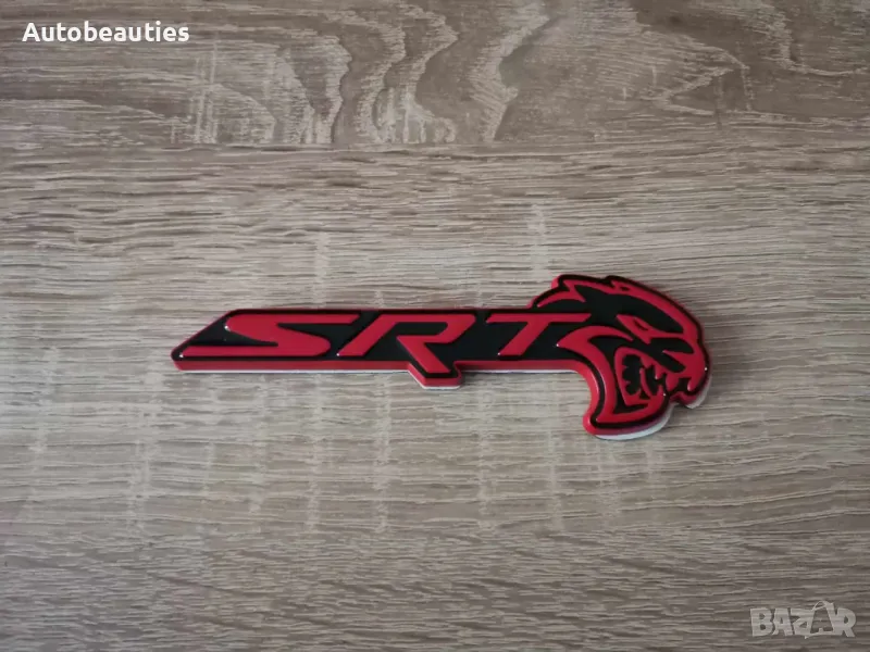 SRT Hellcat червено с черно емблема дясна, снимка 1