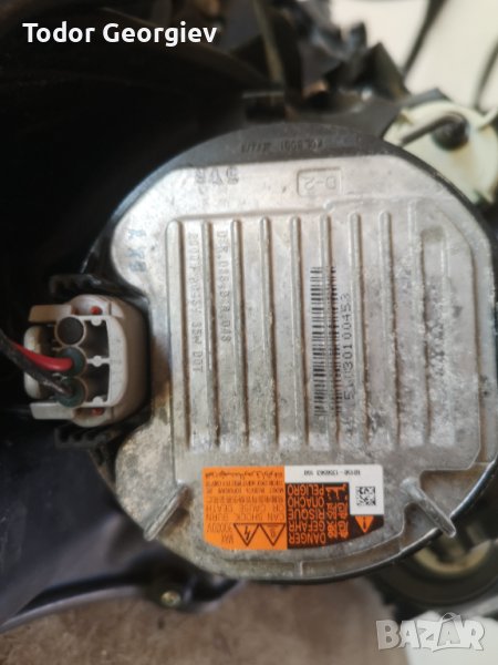 Ксенон оригинален за subaru outback 2015 , снимка 1