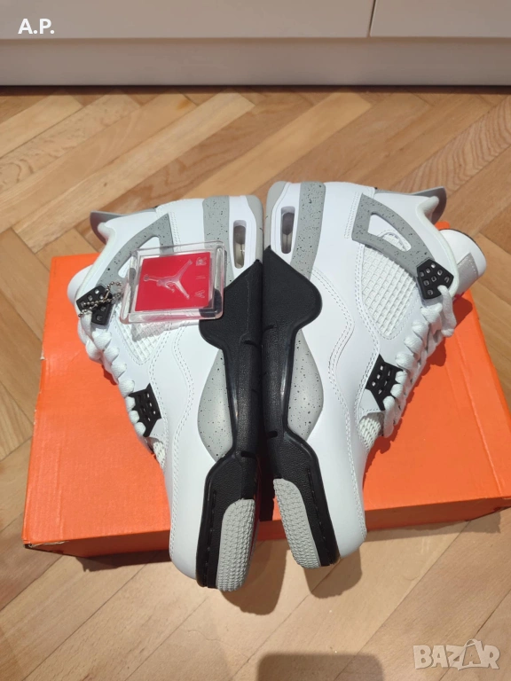 Маратонки Air Jordan 4, НОВИ, размер 40, 25см !, снимка 1