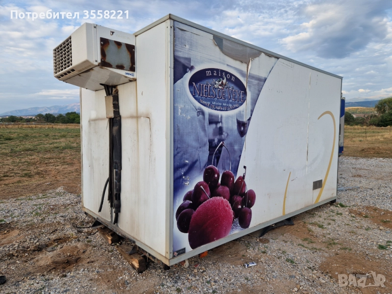 Хладилен Фургон 3.70м , снимка 1
