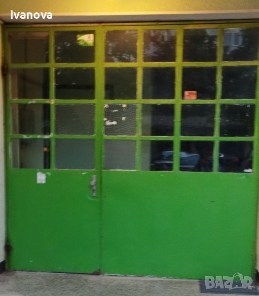  метална входна врата от жилищен блок, снимка 1