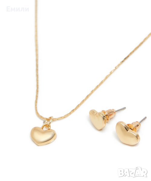 Комплект колие и обеци сърца в златист цвят, снимка 1