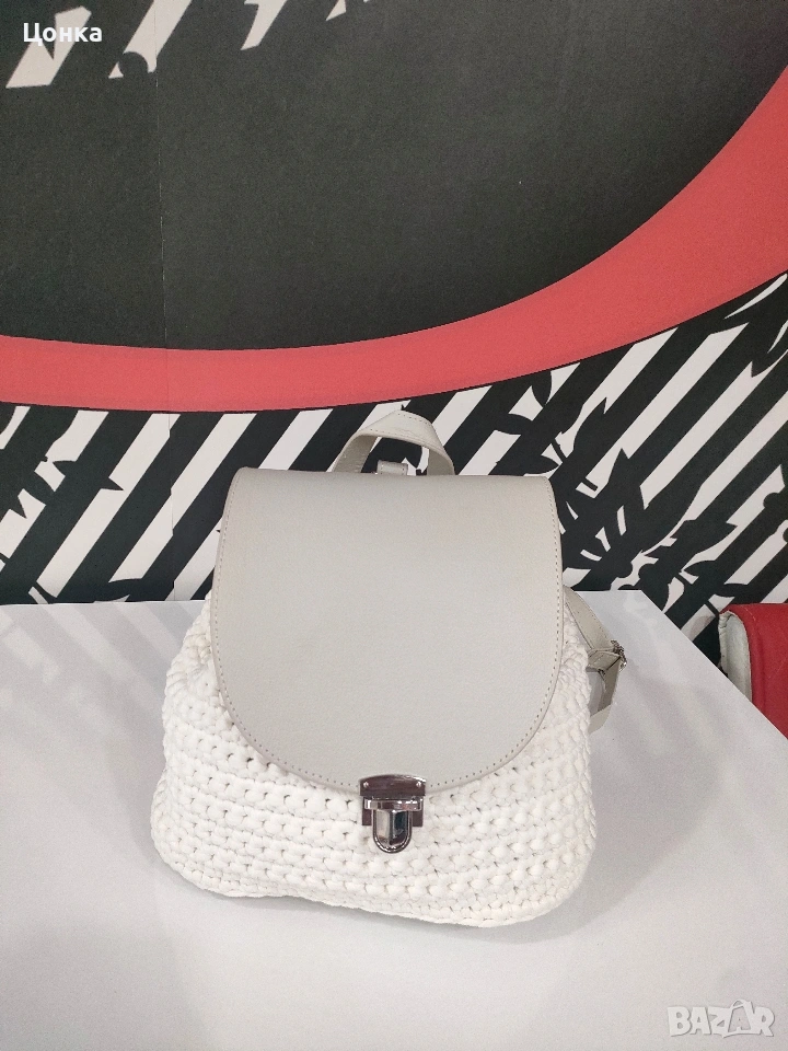 Дамска плетена чанта раничка, снимка 1