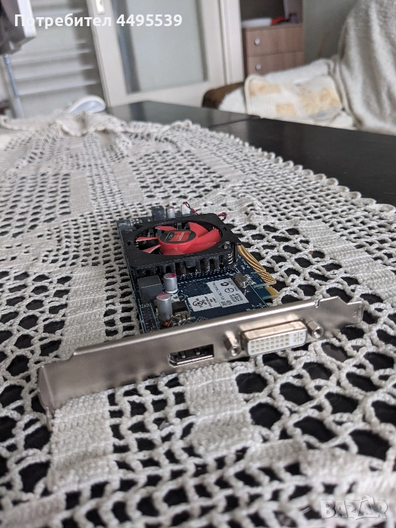 AMD Radeon HD6450 1GB PCIe Video Cards ATI-102-C6405(B), снимка 1