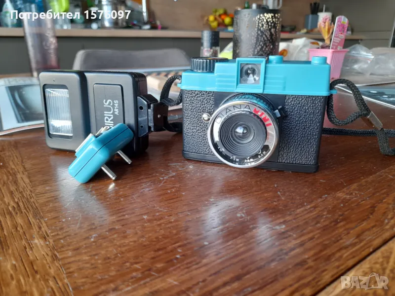 Фотоапарат Diana Mini half frame, снимка 1