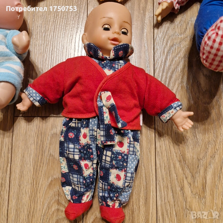 9 броя кукли , бебета с аксесоари, снимка 1