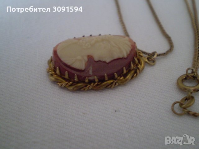 красив медальон Камея бронз 50те години , снимка 8 - Антикварни и старинни предмети - 36834248