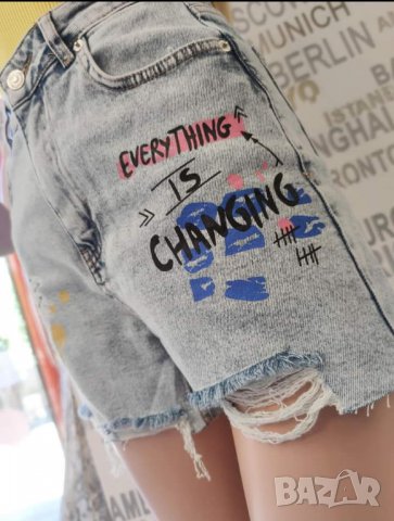 Дънки с накъсан ефект и надписи, снимка 4 - Дънки - 33369257