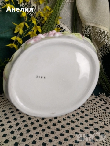 Кошница с релефни розови цветя, снимка 5 - Декорация за дома - 51882528