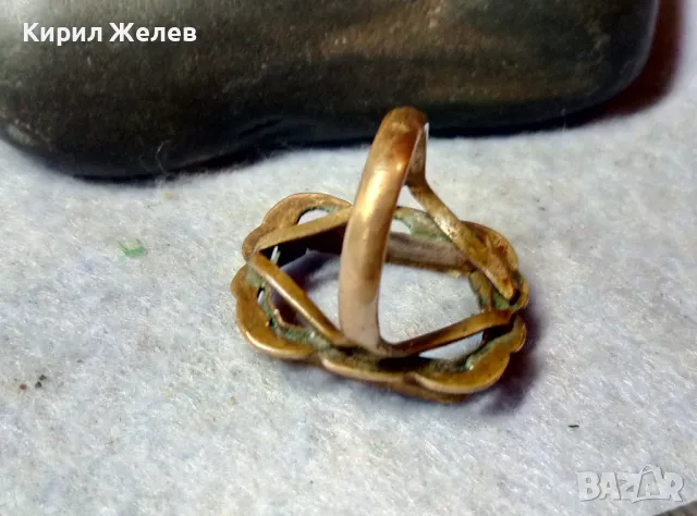 СТАРИНЕН МАЙСТОРСКИ МЕДЕН ПРЪСТЕН с ПОЗЛАТА и ГНЕЗДО За ВГРАЖДАНЕ на ГОЛЯМ СКЪПОЦЕНЕН КАМЪК 47464, снимка 4 - Антикварни и старинни предмети - 48734187