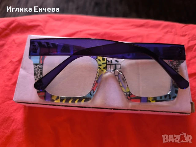 Очила с цветни рамки , снимка 3 - Слънчеви и диоптрични очила - 50828180