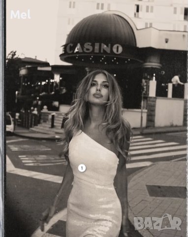 Pretty Lavish дълга рокля с пайети, сребрист/бяла, едно рамо, р-р S, снимка 11 - Рокли - 43857189