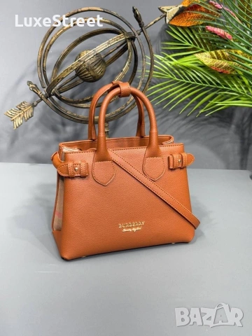 Burberry 🤍Дамски Чанти , снимка 3 - Чанти - 53528921