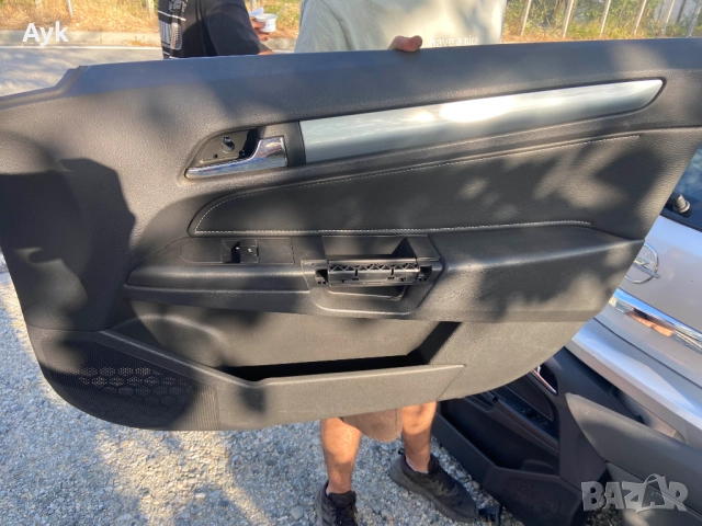 Полукожен салон за Опел Астра Н, снимка 5 - Части - 51603404