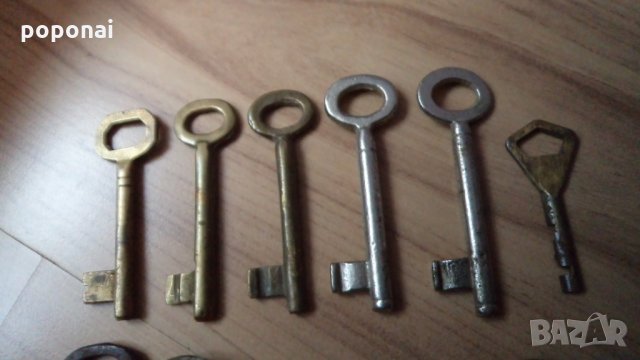 Лот стари ключове, снимка 2 - Антикварни и старинни предмети - 32248836