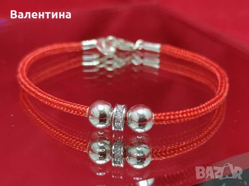 Дамска гривна от червена корда със сребърни елементи , снимка 1