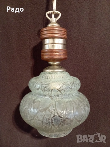 Красив полилей със стъклен абажур, снимка 2 - Полилеи - 53579754