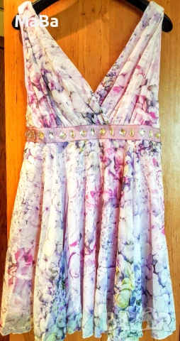 Английска КЪСА ОФИЦИАЛНА РОКЛЯ с кристали - S, M