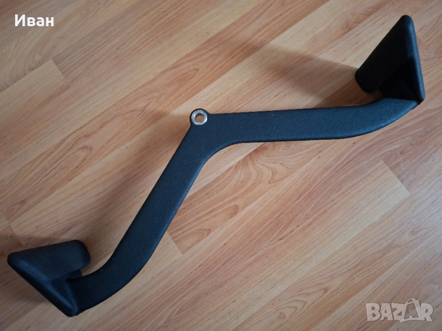 Ръкохватка за скрипец среден успореден хват