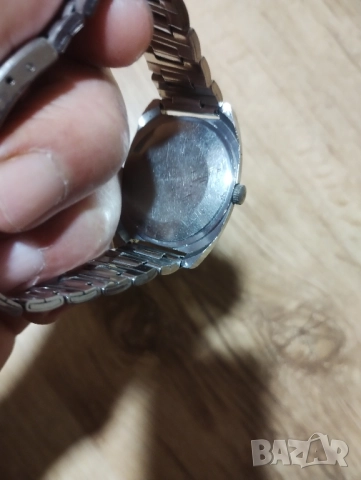 Руски механични часовници, снимка 7 - Антикварни и старинни предмети - 52057920