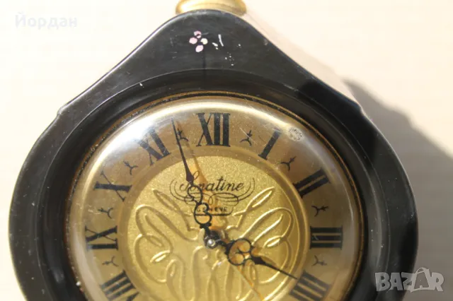 Настолен Швейцарски часовник с латерна, снимка 2 - Антикварни и старинни предмети - 49546635