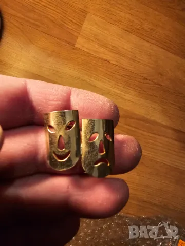 Старинна бронзова театрална брошка сълза и смях..защото просто животът е сълза и смях