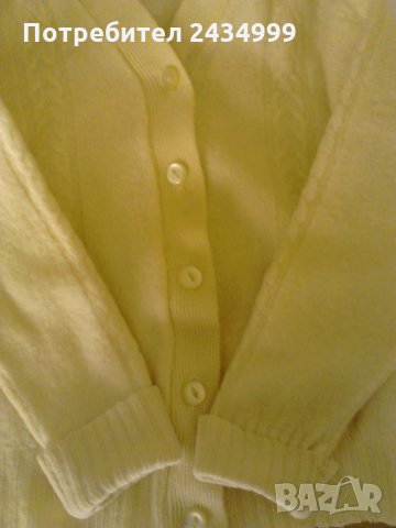 Продавам изгодно нова вьлнена английска жилетка за момиче, снимка 2 - Други - 28158353