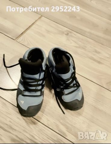 Детски боти Адидас Gore tex, снимка 2 - Детски маратонки - 52582669
