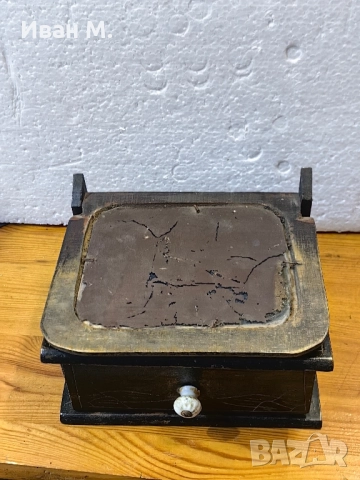 Винтидж дървена тоалетка, снимка 8 - Антикварни и старинни предмети - 52174946