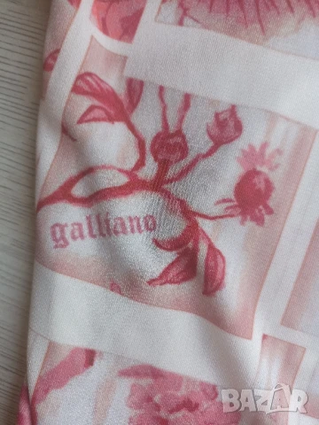 Дамска блуза Galliano, снимка 5 - Тениски - 50960597