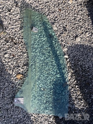 Дясно стъкло за мерцедес цлк w209