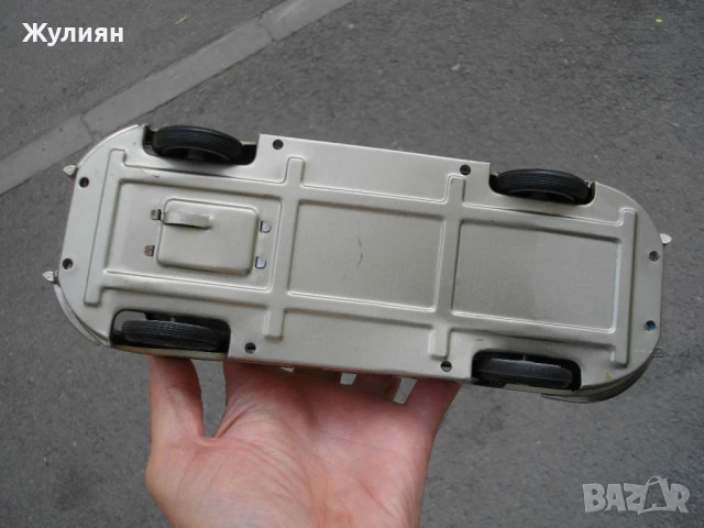 СТАРА МЕТАЛНА ЛАМАРИНЕНА ИГРАЧКА КОЛИЧКА JAGUAR SPORT LADY, снимка 7 - Антикварни и старинни предмети - 51147554