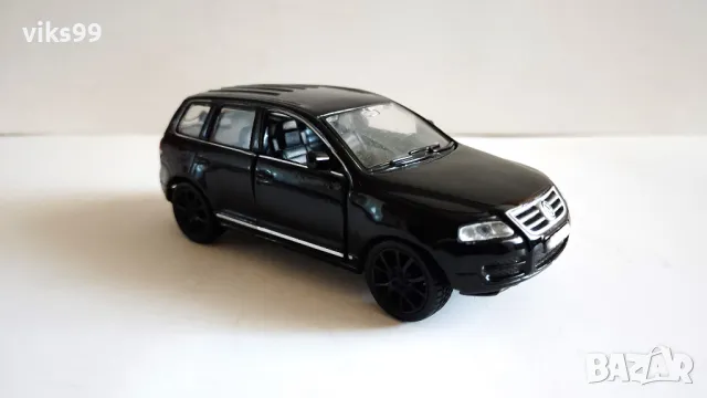 VW Volkswagen Touareg Maisto - Мащаб 1:42, снимка 5 - Колекции - 48074620