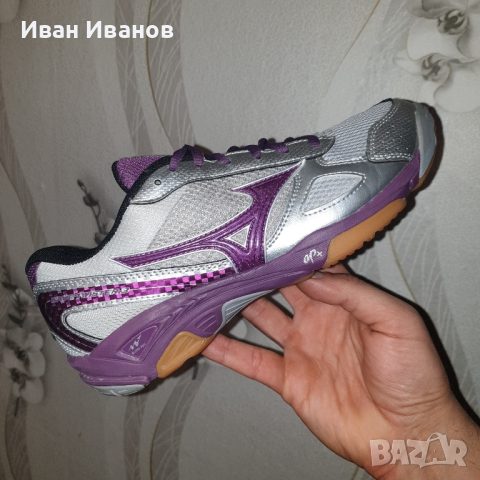 Mizuno Wave Twister 3 маратонки за зала / закрито номер 39 , снимка 2 - Маратонки - 44865698