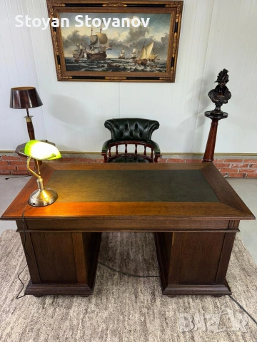 Класическо английско масивно бюро с кожен плот, снимка 2 - Бюра - 53524130