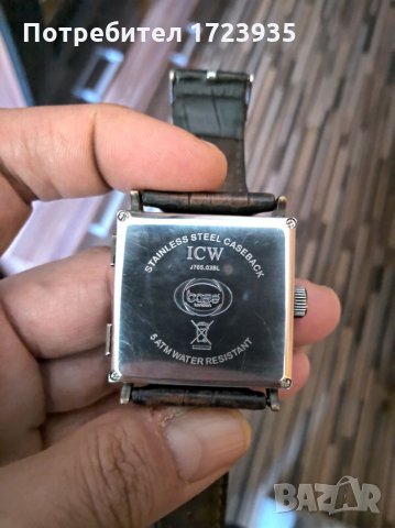 Часовник Base London, снимка 5 - Други ценни предмети - 26881649