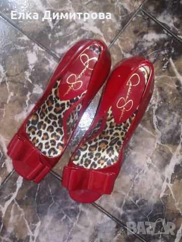 Обувки Jessica Simpson, снимка 2 - Дамски обувки на ток - 33287409