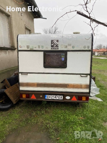 Каравана Knaus 900кг, снимка 2 - Каравани и кемпери - 52723937