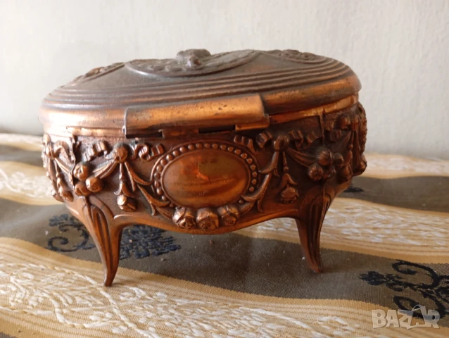 Кутия за бижута арт деко, снимка 7 - Антикварни и старинни предмети - 50936766