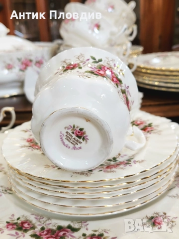 Порцеланов сервиз Royal Albert – Lavender Rose, 59 части, снимка 18 - Сервизи - 49101280