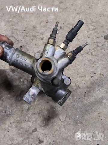 Тройник фланец антифриз за Голф 4 Ауди А3 Сеат Шкода Бора VW Golf 4 Audi A3 Seat Skoda 038121133A, снимка 2 - Части - 50924161