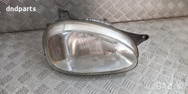 Десен фар Opel Corsa B 1998г.	