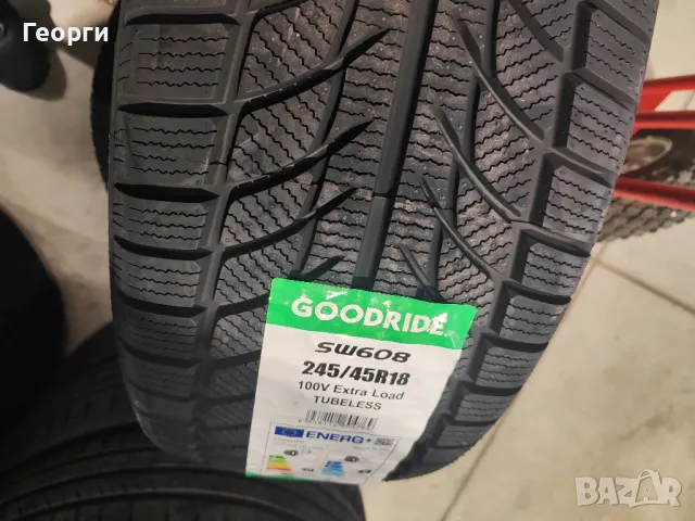 Зимни гуми 245/45/18 Goodride, снимка 2 - Гуми и джанти - 47957847